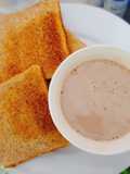 Desayuno de quaker con leche y cocoa de quillabamba