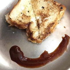 A picture of Malai sandwich.