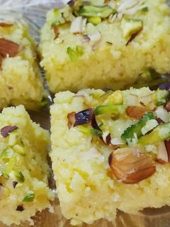 कलाकंद (Kalakand Recipe in Hindi) रेसिपी मुख्य फोटो