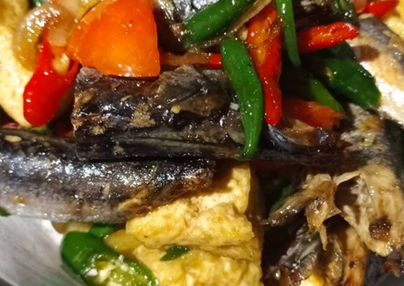 Sambal cabai hijau pindang tongkol