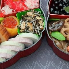 A picture of Kamaboko steamed fish cake.