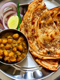 A picture of Ajwain Laccha Paratha.