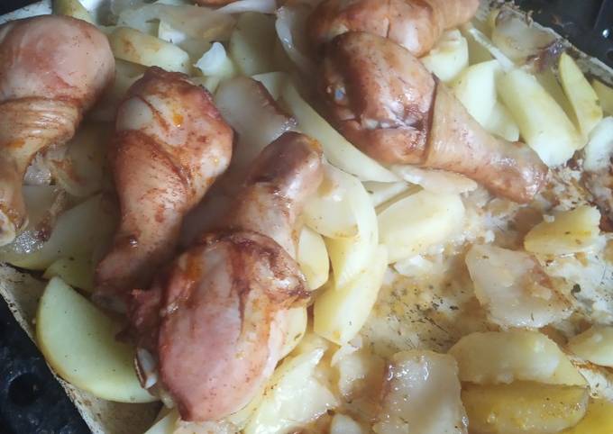 Картофель с курицей в духовке - пошаговый рецепт с фото