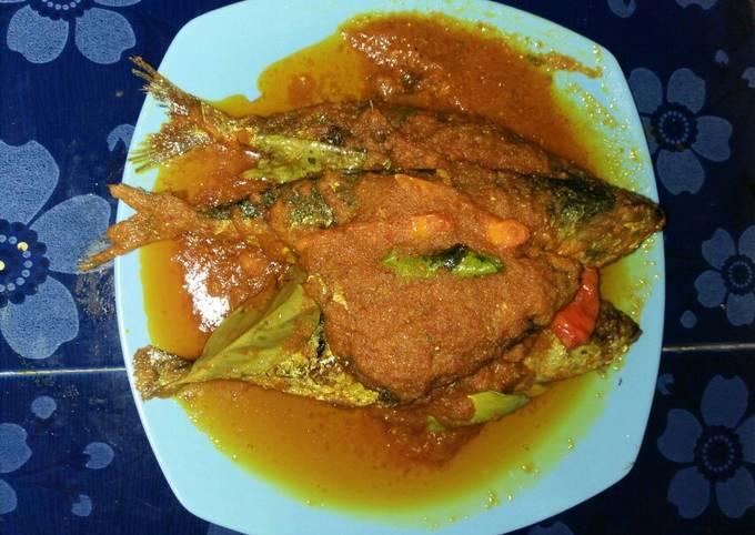 Langkah Mudah Masakan Resep Pesmol ikan kembung