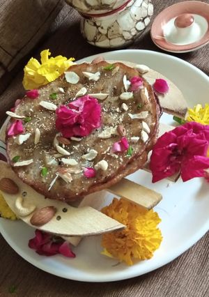માલપુઆ (Malpua Recipe In Gujarati) રેસીપી મુખ્ય ફોટો