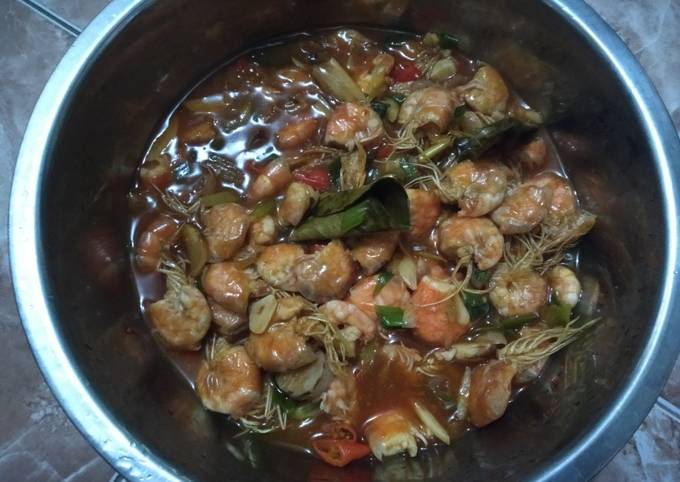 Udang asam manis