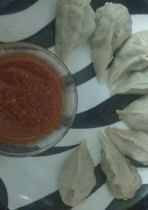 मोमोस (momos recipe in Hindi) रेसिपी मुख्य फोटो