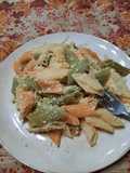 Fideos de color con manteca