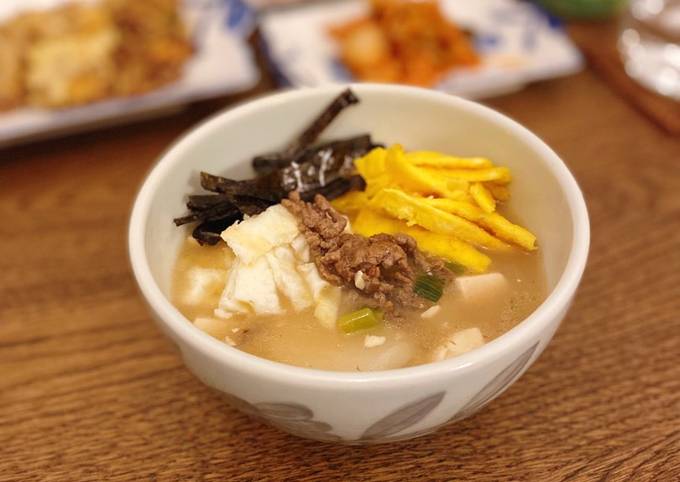 Korean Tteokguk For Lunar New Year Recipe By Kanaaneko Cookpad Korean Tteokguk For Lunar New Year Recipe By Kanaaneko Cookpad