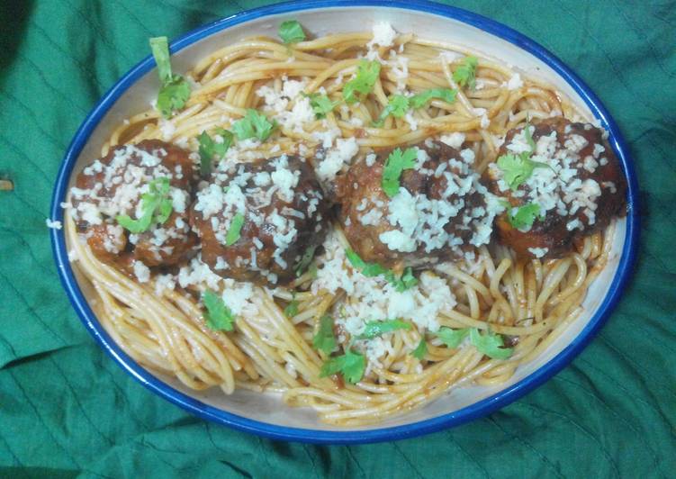Spaghetti and chiballs with an Indian twist