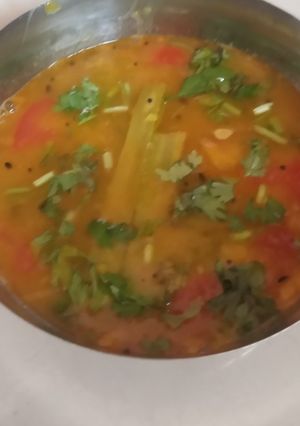 સરગવાના સિંગ ની દાળ રેસીપી મુખ્ય ફોટો