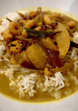 A picture of Guyanese Prawn and Raw Mango Curry.