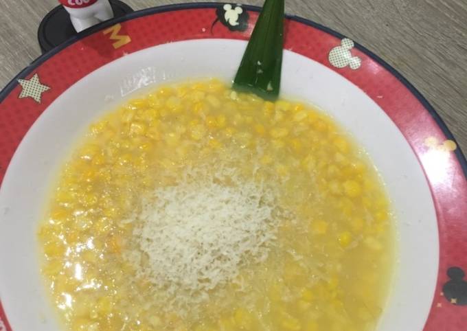 Bubur jagung manis toping keju simple