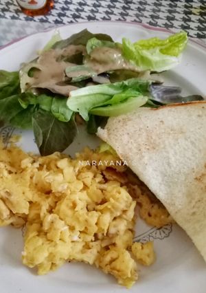 Foto resep Western breakfast (roti telur salad)