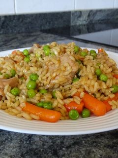 Una foto de Arroz con cosas