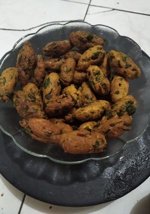 मेथी पकौड़े(methi pakode recipe in hindi) रेसिपी मुख्य फोटो