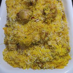 A picture of Chicken Sindhi Biryani.