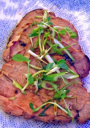 A picture of Japanese roast pork.