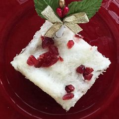 Christmas & The New Year "Ukishima" (Wagashi) A picture of Christmas & The New Year "Ukishima" (Wagashi).