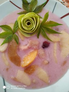 Tejszínes, vegyes gyümölcs leves recept fotója