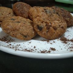 A picture of Eggless Choco-chip Cookies.