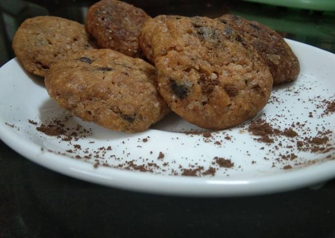 Eggless Choco-chip Cookies