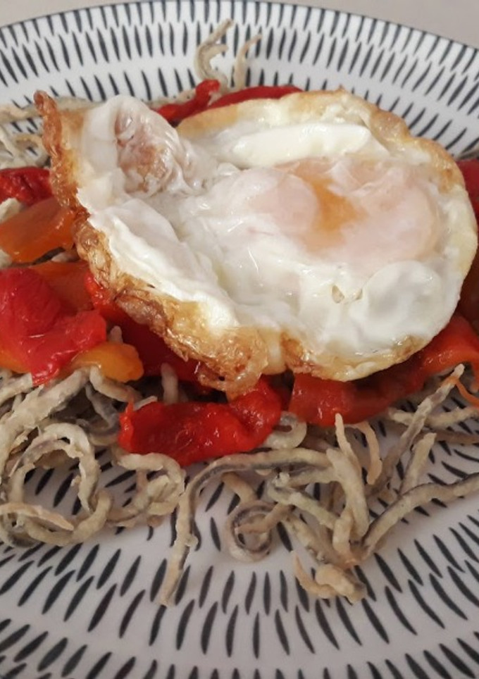 Una foto de Chanquetes fritos -falsos-
