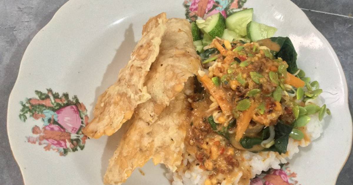 Resep Pecel Madiun Oleh Dapur Ammadisaa Cookpad