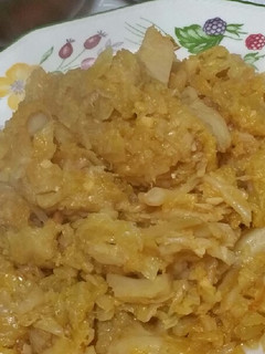 Una foto de Repollo al ajillo