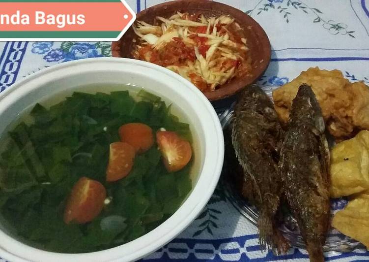 Sayur Menir (khas Gresik), Sambal Pencit dan Mujair Goreng