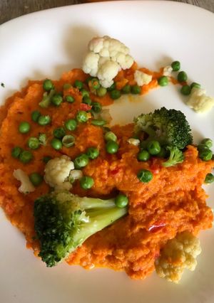 Una foto de Puré de zanahoria con verduras vegano 🥕