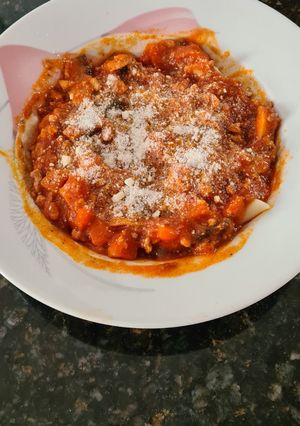 Foto principal de 210. Macarrones con Salsa Boloñesa