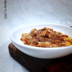 A picture of Persian Khamse Abij (Grape Jam & Eggs).