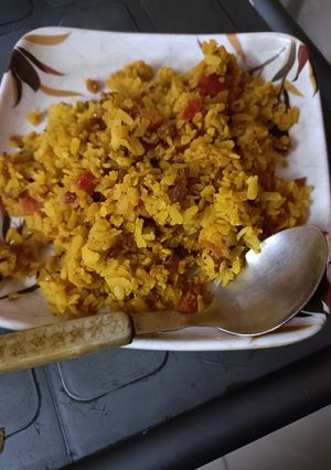 पोहा (poha recipe in Hindi) रेसिपी मुख्य फोटो