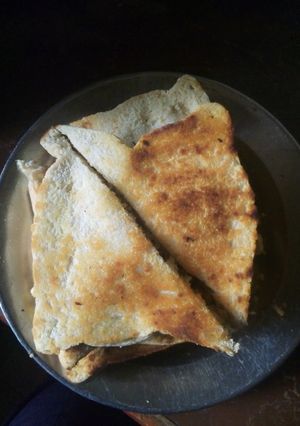 A picture of Easy-peasy Tuna Sandwich 🥪.