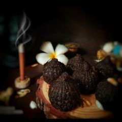 No Fire : Oreo Coconut Modak A picture of No Fire : Oreo Coconut Modak.