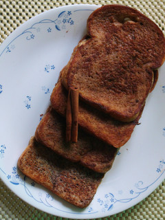 A picture of Cinnamon flavored French toast.
