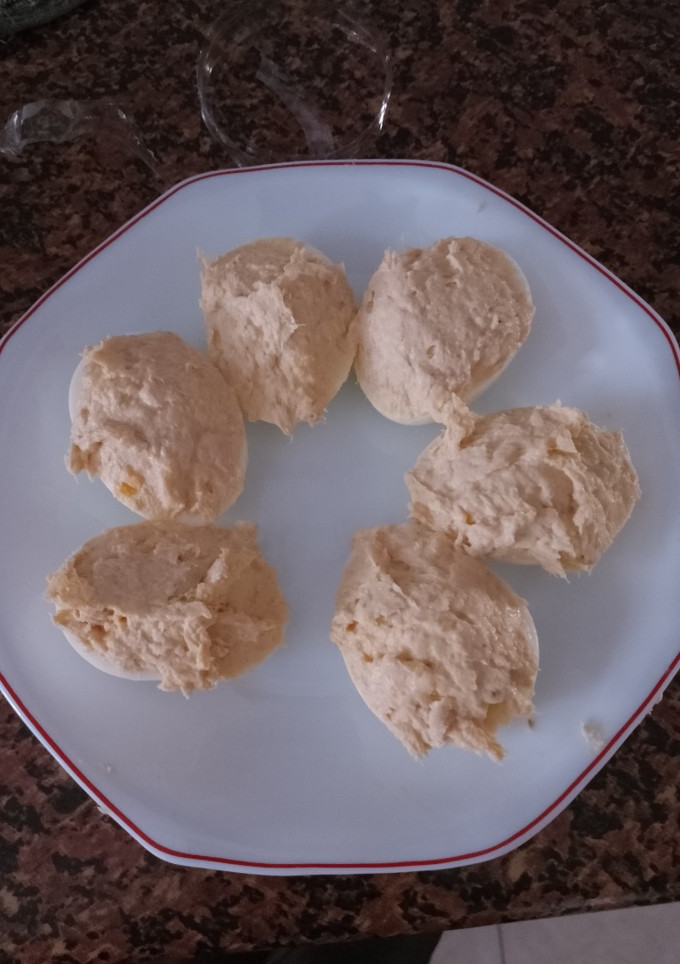 Una foto de Huevos rellenos de Atún