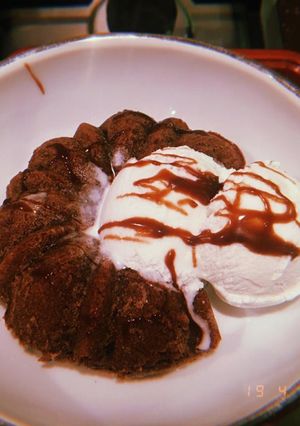 A picture of Molten lava cake recipe.