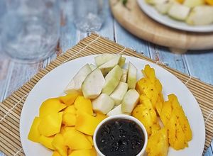 Gambar Nam Pla Wan (colek buah ala thai)