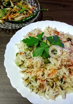 A picture of The Green Harmony plate 🍚🥗.
