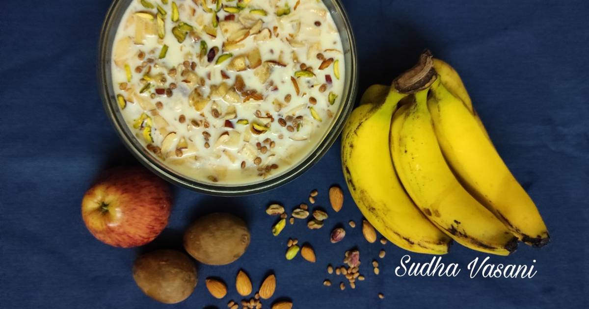 Sudha Banjara Vasani દ્વારા રેસીપી મિલ્ક ફ્રૂટ સલાડ (Milk Fruit Salad