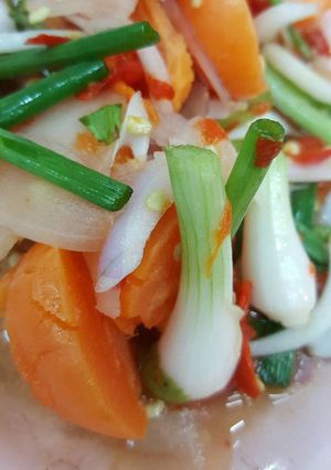 รูปของ ยำไข่แดง