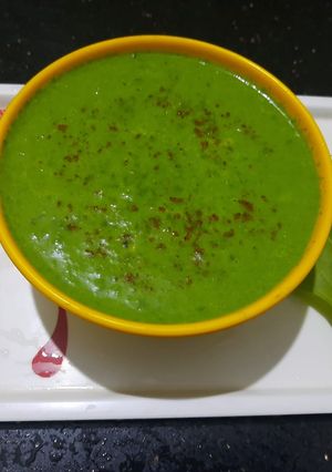 पालक सूप (palak soup recipe in Hindi) रेसिपी मुख्य फोटो