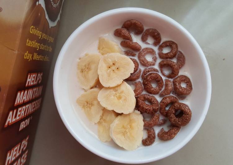 Step By Step Guide to Prepare Ultimate Breakfast Cereal With Banana