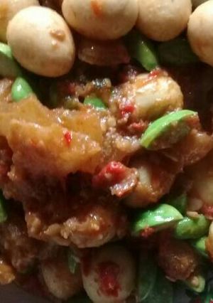 Foto resep Balado telur puyuh,rambak dan petai