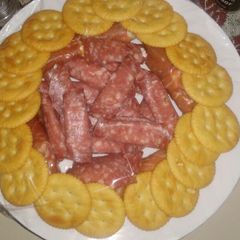 A picture of Smoked Salami Cream Cheese & Crackers.