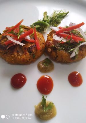 A picture of Oats Poha Tikki.