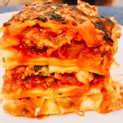 A picture of Meat sauce Lasagna.