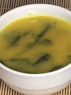 Foto de Sopa de Feijão Branco e Espinafres